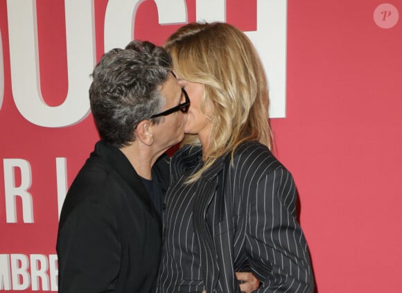 Marc Lavoine et Adriana Karembeu au photocall du "concerto pour la paix" de Omar Harfouch au Théâtre des Champs-Elysées à Paris le 18 septembre 2024. © Coadic Guirec / Bestimage 