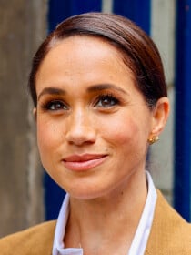 Meghan Markle aperçue une nouvelle fois sans sa bague de fiançailles