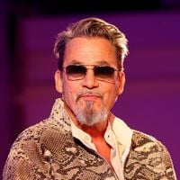 "Je peux porter des blousons en python ou en croco mais..." : Florent Pagny défend la cause animale à sa façon