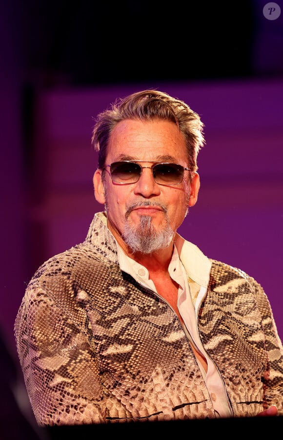 Florent Pagny est connu pour porter régulièrement des habits faits en peau d'animaux

Florent Pagny - Soirée de gala "Heroes for Imagine" qui a permis de récolter dix millions d'euros au profit de la recherche contre les maladies génétiques à Paris le 23 septembre 2024. © Dominique Jacovides / Bestimage