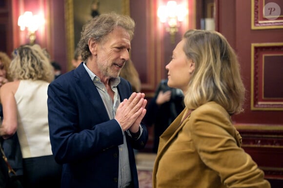 Exclusif - Stéphane Freiss et Caroline Vigneaux lors de la soirée de lancement de La nuit des Molières 2024 à l'hôtel InterContinental Paris - Le Grand le 30 septembre 2024. © Rachid Bellak / Bestimage 