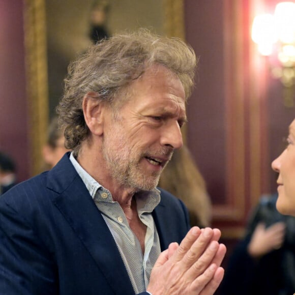 Exclusif - Stéphane Freiss et Caroline Vigneaux lors de la soirée de lancement de La nuit des Molières 2024 à l'hôtel InterContinental Paris - Le Grand le 30 septembre 2024. © Rachid Bellak / Bestimage 