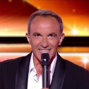 Tout au long du premier prime de la "Star Academy 2024", Nikos Aliagas a dévoilé les 15 nouveaux élèves du château de Damarrie-les-Lys
Nikos Aliagas sur le plateau de la "Star Academy 2024"