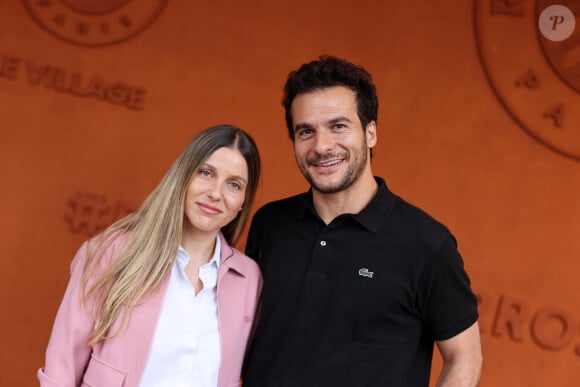 Amir Haddad et sa femme Lital - Célébrités au village des Internationaux de France de tennis de Roland Garros 2024 à Paris le 2 juin 2024. © Jacovides / Moreau / Bestimage 