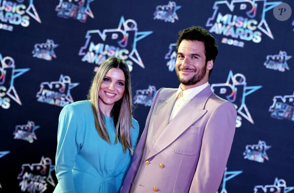 Amir et sa femme Lital au photocall de la 24ème édition des "NRJ Music Awards (NMA)" au Palais des Festivals à Cannes le 18 novembre 2022. © Dominique Jacovides / Bestimage 