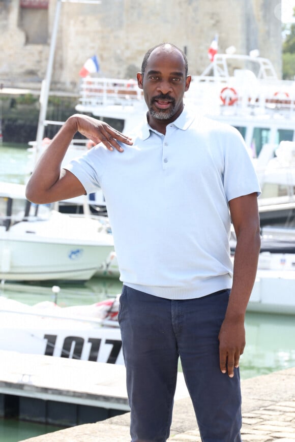 Bibi Tanga pour le photocall de "Un si grand soleil" sur le port lors du 25eme anniversaire du Festival de la fiction de la Rochelle le 16 Septembre 2023 © Denis Guignebourg / Bestimage 