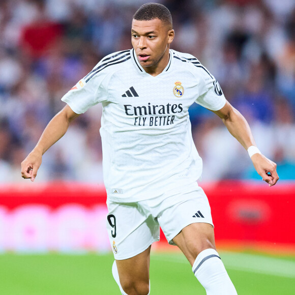Kylian Mbappé pendant le match LaLiga EA Sports entre le Real Madrid et Villarreal CF au stade Santiago Bernabeu le 5 octobre 2024 à Madrid, Espagne. © LGM/Panoramic/Bestimage