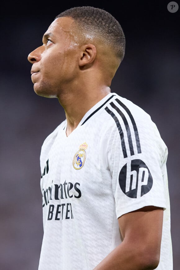 Kylian Mbappe du Real Madrid CF lors du match de LaLiga EA Sports entre le Real Madrid et le Deportivo Alaves au stade Santiago Bernabeu le 24 septembre 2024 à Madrid, Espagne.