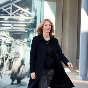 Sandrine Kiberlain - I.Huppert a dirigé le tournage de la reproduction du film documentaire muet de 1895 par le regretté cinéaste français Louis Lumière " La Sortie de l'usine Lumière à Lyon " dans le cadre de la 16ème édition du Festival Lumière de Lyon, France, le 19 octobre 2024. © Dominique Jacovides/Bestimage 