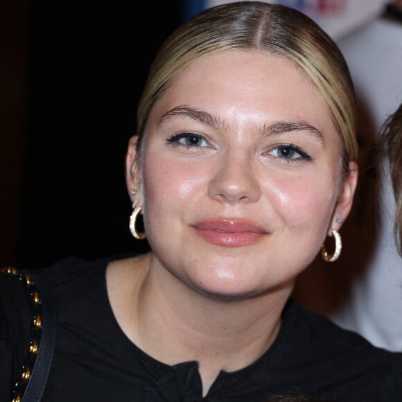 Depuis six ans, Louane et Florian forment un couple solide et uni...
Louane Emera assiste à la 6e cérémonie "Action Enfance Fait Son Cinéma" au Grand Rex le 12 juin 2023 à Paris, France. Photo par Jerome Dominé/ABACAPRESS.COM