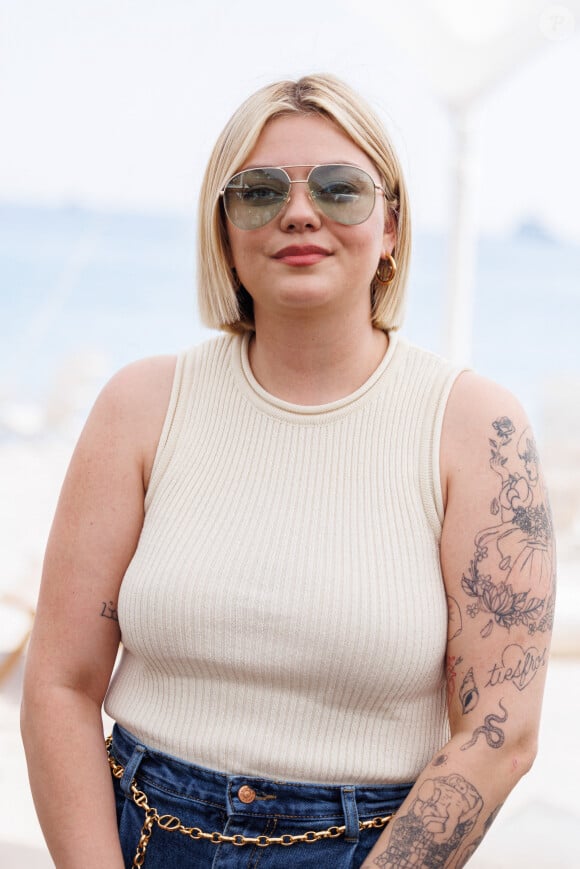 Louane assistant à la cérémonie des lauréats du concours international de courts métrages TikTok #TikTokShortFilm qui se tient à La plage de la palme le 23 mai 2023 à Cannes, France. Photo par David Boyer/ABACAPRESS.COM