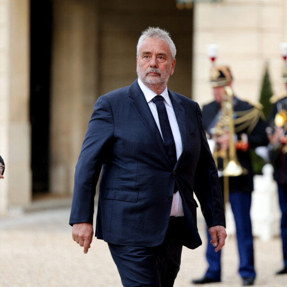 Luc Besson au dîner d'Etat en l'honneur du président chinois Xi Jinping et de sa femme la Première Dame Peng Liyuan au palais présidentiel de l'Elysée à Paris, France, le 6 mai 2024. © Cyril Moreau/Bestimage 