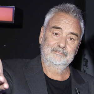 Exclusif - Luc Besson lors de l'enregistrement de l'émission "Chez Jordan de Luxe" à Paris le 6 décembre 2023.