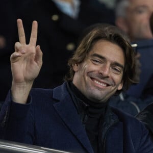 Camille Lacourt en tribunes du match de Ligue 1 McDonald's opposant le Paris Saint-Germain (PSG) au Racing Club de Strasbourg Alsace (4-2) au Parc des Princes à Paris, France, le 19 octobre 2024. © Cyril Moreau/Bestimage 