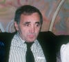 Mais pas que ! 
Charles Aznavour et sa femme Ulla en 1985. Photo : John Barrett/PHOTOlink/ Everett Collection/ABACAPRESS.COM