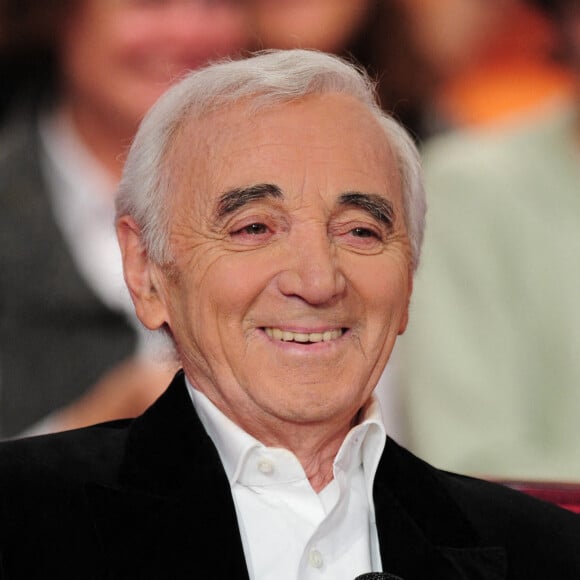 Charles Aznavour lors de l'enregistrement de l'emission Vivement Dimanche a Paris, France, le . Photo Max Colin/ABACAPRESS.COM