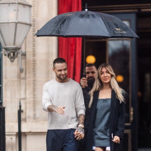 Liam Payne et sa compagne Kate Cassidy à la sortie de l'hôtel La Réserve lors de la mode femme automne / hiver 2024-2025 lors de la Fashion Week de Paris (PFW), à Paris, France, le 2 mars 2024.