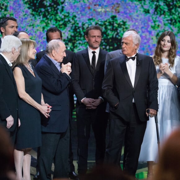 Franck Dubosc, Claude Brasseur, Jean-Paul Rouve, Jean-Paul Belmondo (Smoking Dior, chaussures Carvil) , Alice Pol, Guillaume Gallienne, Charles Gérard , Françoise Fabian - 42ème cérémonie des César à la salle Pleyel à Paris le 24 février 2017. © Olivier Borde / Dominique Jacovides / Bestimage 