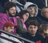 Raphaël Quenard et Anaïde Rozam sont apparus très complices
 
Raphaël Quenard avec Anaïde Rozam en tribunes du match de Ligue 1 McDonald's opposant le Paris Saint-Germain (PSG) au Racing Club de Strasbourg Alsace (4-2) au Parc des Princes à Paris, France, le 19 octobre 2024. © Cyril Moreau/Bestimage