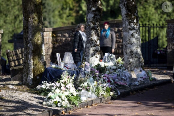 Obsèques de Lina, l'adolescente de 15 ans disparue le 23 septembre 2023, en l'Eglise Saint-Arnould de Plaine, le 25 octobre 2024. Le corps de la jeune fille avait été retrouvé le 17 octobre 2024 à Sermoise-sur-Loire. © Elyxandro Cegarra / Panoramic / Bestimage 