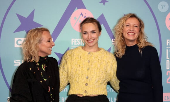 Alexandra Lamy, Chloé Jouannet, Audrey Lamy - 27ème Festival International du Film de Comédie de l'Alpe d'Huez le 17 janvier 2024. © Dominique Jacovides/Bestimage