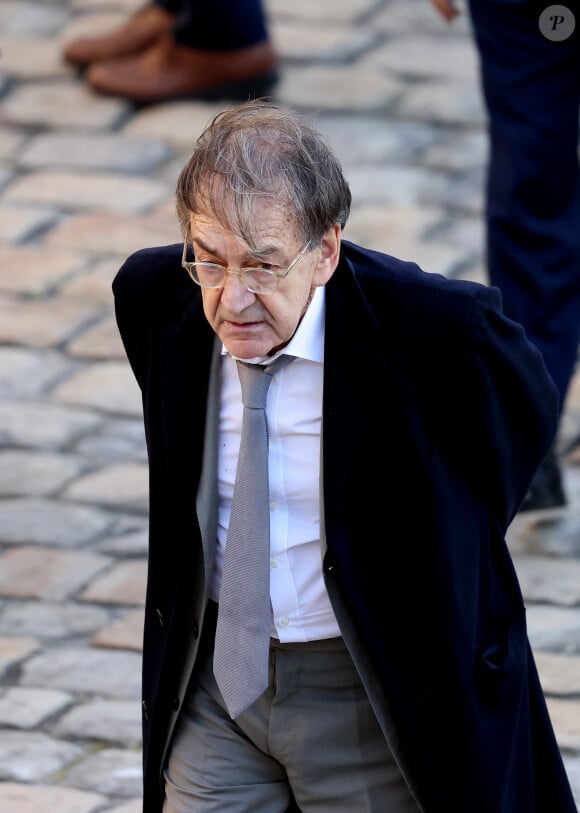 Alain Finkielkraut lors de l'hommage à Hélène Carrère d’Encausse aux Invalides à Paris le 3 octobre 2023. © Dominique Jacovides / Bestimage