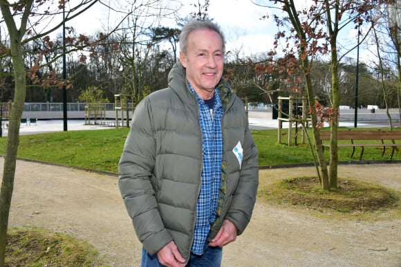 Gérard Klein lors du lancement de l'opération Kinder "Qui Court Donne !" au profit du Secours Populaire à la Grande Verrière du Jardin d'Acclimatation à Paris, le 2 mars 2016. © Giancarlo Gorassini/Bestimage