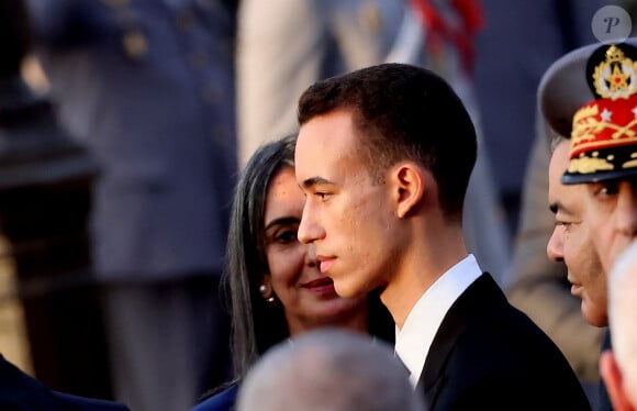 Le Prince Moulay el-Hassan - Cérémonie d'accueil officielle du Président de la République, Emmanuel Macron et de Brigitte Macron sur la place Mechouar à Rabat au Maroc le 28 octobre 2024. © Dominique Jacovides/Bestimage 