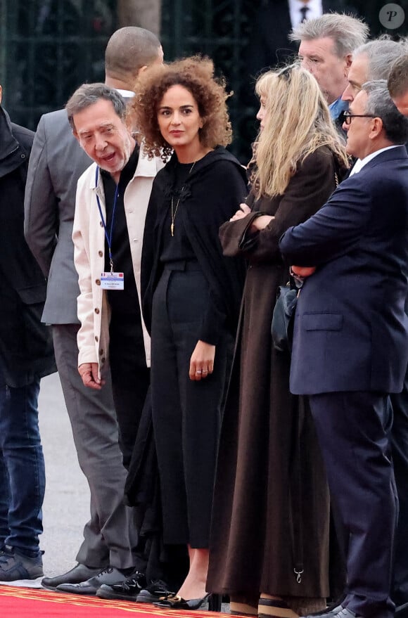 Leïla Slimani, Arielle Dombasle - Cérémonie d'accueil officielle du Président de la République, Emmanuel Macron et de Brigitte Macron sur la place Mechouar à Rabat au Maroc le 28 octobre 2024. © Dominique Jacovides/Bestimage 