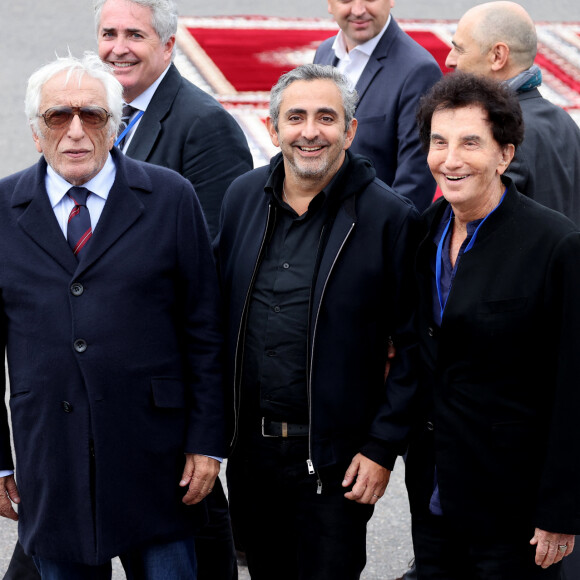 Gérard Darmon, Eric Toledano et Jack Lang - Cérémonie d'accueil officielle du Président de la République, Emmanuel Macron et de Brigitte Macron sur la place Mechouar à Rabat au Maroc le 28 octobre 2024. © Dominique Jacovides/Bestimage 