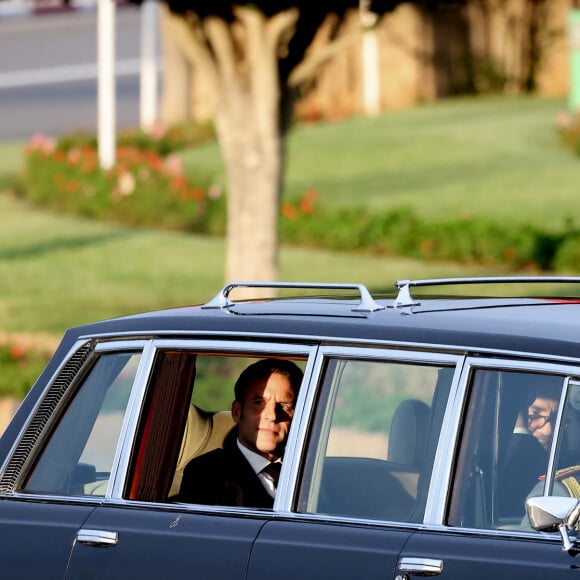 Emmanuel Macron et Mohammed VI, Roi du Maroc - Cérémonie d'accueil officielle du Président de la République, Emmanuel Macron et de Brigitte Macron sur la place Mechouar à Rabat au Maroc le 28 octobre 2024. © Dominique Jacovides/Bestimage 