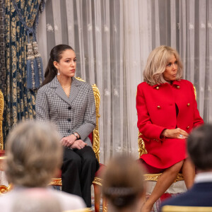 Cérémonie de signature d'accords entre le président de la République française Emmanuel Macron et la première dame Brigitte Macron et le roi Mohammed VI au palais royal à Rabat (Maroc), le 28 octobre 2024. © Ammar Abd Rabbo / Pool / Bestimage 