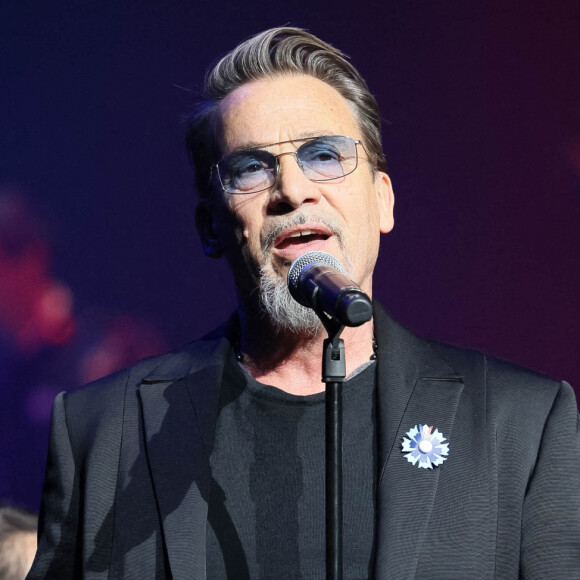 Aux éditions "Harper Collins" 
Le chanteur Florent Pagny se produit lors d'un concert de charité, Sentinelles D'Un Soir, organisé par le Gouverneur Militaire de Paris au profit des Bleuets de France, des soldats blessés et des victimes du terrorisme à la Salle Pleyel à Paris, France, le 30 mai 2024. Photo par David Boyer/ABACAPRESS.COM