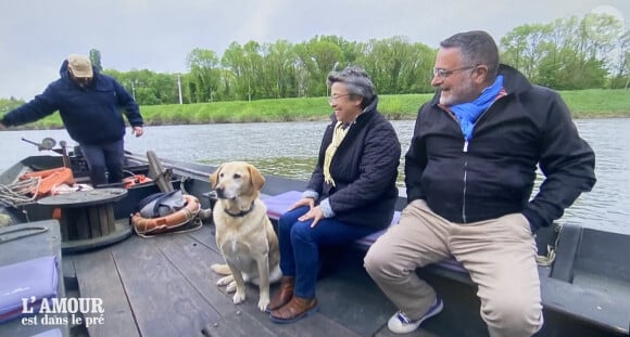 lesquels sont partis coup sur coup.
Manuela avec son prétendant Pierre dans "L'amour est dans le pré", M6