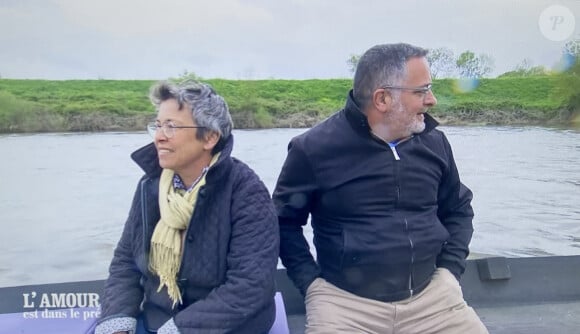 Manuela avec son prétendant Pierre dans "L'amour est dans le pré", M6