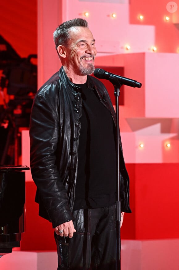 Exclusif - Florent Pagny - Enregistrement de l'émission Vivement dimanche au studio Gabriel à Paris, le 10 novembre 2023, présentée par M.Drucker et diffusée le 26 novembre 2023 sur France 3. © Guillaume Gaffiot / Bestimage