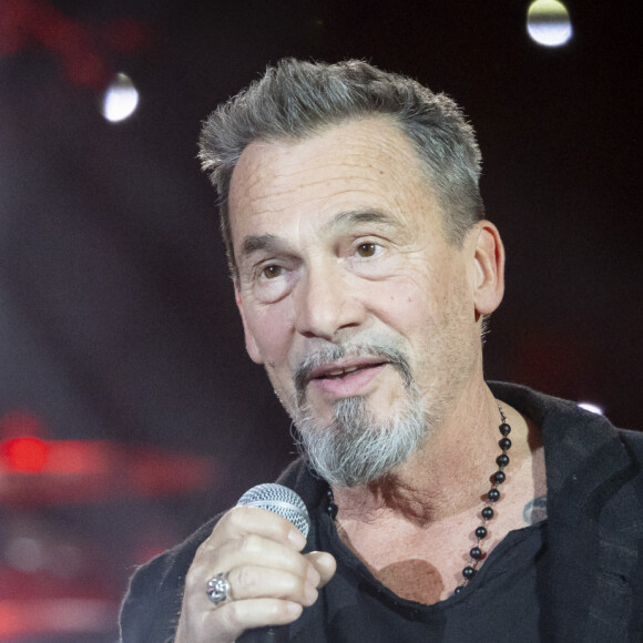 Il s'agit là d'une belle preuve d'amour.
Exclusif - Florent Pagny lors de l'enregistrement de l'émission "L'anniversaire secret" à Paris. Le 7 novembre 2023 © Cyril Moreau / Bestimage