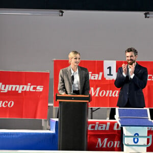 Exclusif - La princesse Charlene de Monaco et Pierre Klaveren, le président de Special Olympics Monaco - La princesse Charlene de Monaco a présidé la cérémonie d'ouverture du meeting européen de natation " Princesse Charlène " organisé par Special Olympics Monaco au Centre Nautique Albert II à Monaco, le 26 octobre 2024.