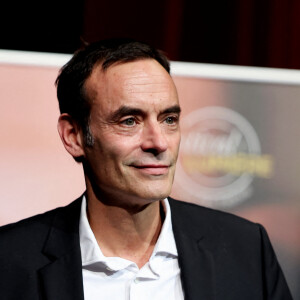 Anthony Delon au photocall de la cérémonie de remise du prix lumière de la 16ème édition du Festival Lumière à l'Amphithéâtre - Centre de Congrès à Lyon, France, le 18 octobre 2024. © Dominique Jacovides/Bestimage