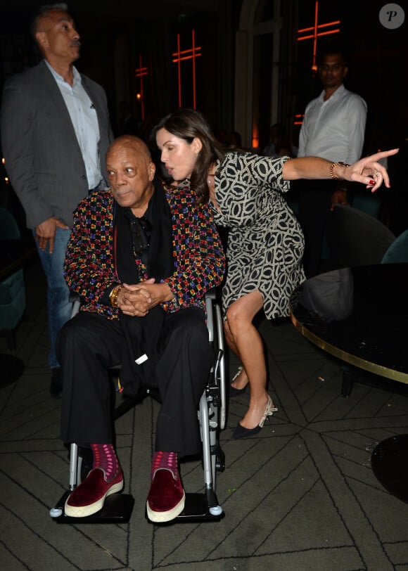 Exclusif - Quincy Jones et Caroline Barclay - Quincy Jones est allé dîner au restaurant "Victoria Paris" après son concert triomphal à l'AccorHotels Arena à Paris, France, le 28 juin 2019. © Veeren/Bestimage