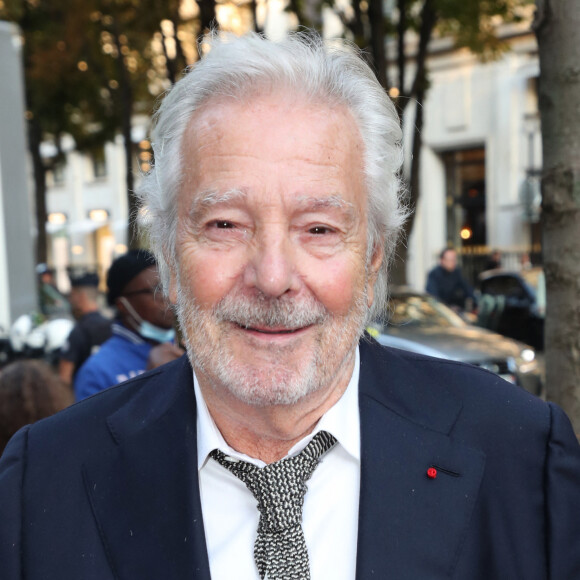 Pierre Arditi arrive au « Concerto pour la Paix » organisé par Omar Harfouch au Théâtre des Champs Élysées à Paris, France, le 18 Septembre 2024. © Bertrand Rindoff / Bestimage 