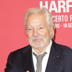 Pierre Arditi au photocall du "concerto pour la paix" de Omar Harfouch au Théâtre des Champs-Elysées à Paris le 18 septembre 2024. © Coadic Guirec / Bestimage 