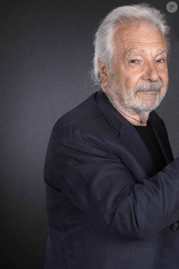 Exclusif - Portrait de Pierre Arditi lors de l'enregistrement de l'émission "Chez Jordan de Luxe" à Paris. Le 14 mai 2024 © Cédric Perrin / Bestimage 