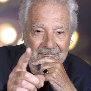 Exclusif - Portrait de Pierre Arditi lors de l'enregistrement de l'émission "Chez Jordan de Luxe" à Paris. Le 14 mai 2024 © Cédric Perrin / Bestimage 