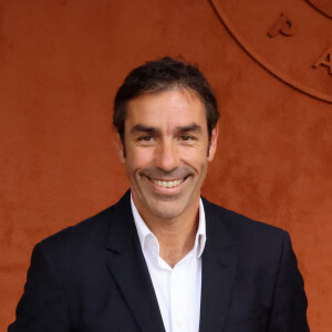 Son fils Théo fête son anniversaire ce jeudi 7 novembre

Robert Pires au village lors des Internationaux de France de tennis de Roland Garros 2023, à Paris, France, le 11 juin 2023. © Jacovides-Moreau/Bestimage