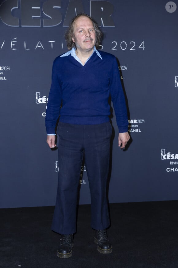 Philippe Katerine au photocall du dîner César Révélations 2024 à L'Élysée Montmartre à Paris le 15 janvier 2024. © Olivier Borde / Bestimage 