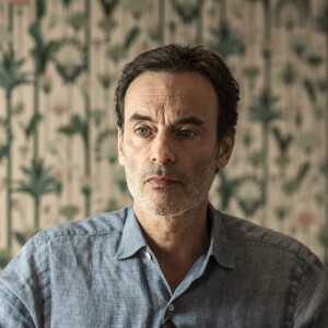 Exclusif - Anthony Delon - Anthony Delon fait la promotion de son livre "Bastingage" sur le plateau de l'émission "C à Vous" à Paris © Cyril Moreau/Bestimage