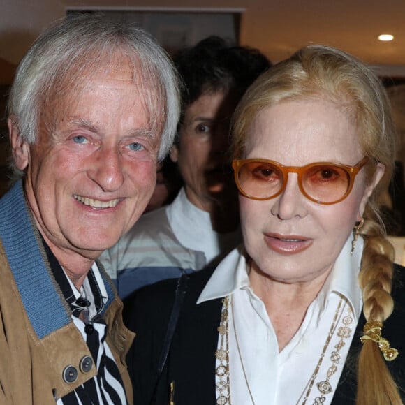 Sylvie Vartan et Dave assistent au lancement du livre 'DreamLand' de Martine Couralet-Laing à Paris, France, le 19 octobre 2023. Photo par Jerome Dominé/ABACAPRESS.COM