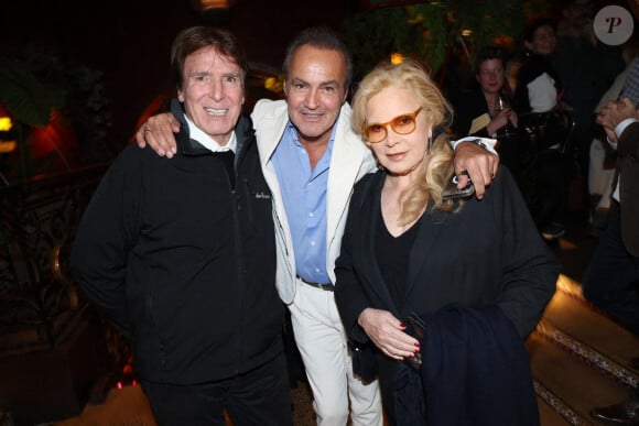 Exclusif - Sylvie Vartan, Roland Perez et Tony Scotti assistent au lancement du livre de Roland Perez 'Ma Mere, Dieu et Litzie' organisé par Five Eyes Production au Buddha Bar à Paris, France, le 08 novembre 2023. Photo par Jerome Dominé/ABACAPRESS.COM