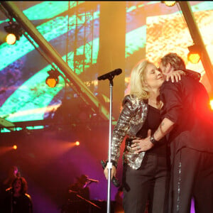 Exclusif - Sylvie Vartan - Concert de Johnny Hallyday, tournée "Tour 66" au Stade de France le 31 mai 2009.